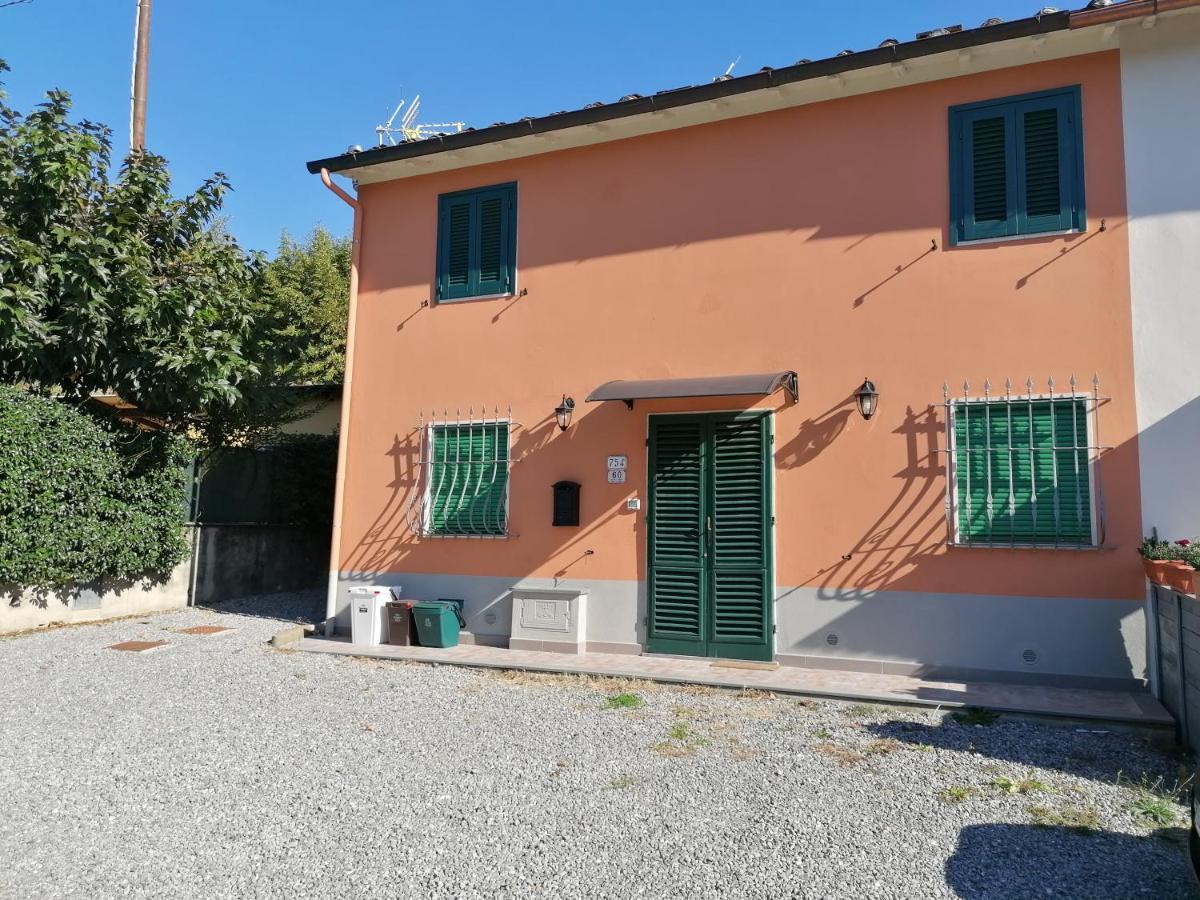 La Casina Da Lilli Lucca Exterior foto